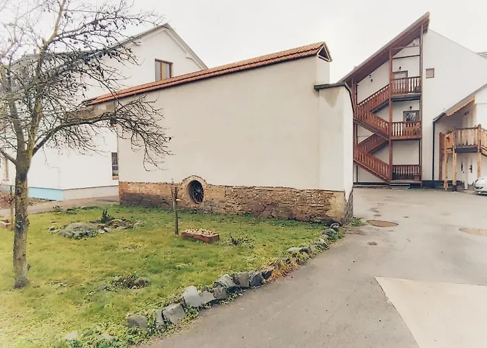 Penzion Moravský Grunt Konírna 3*